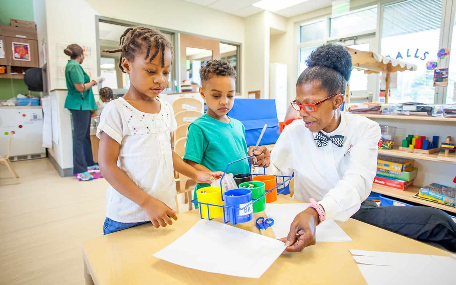 Children starting activity with teacher