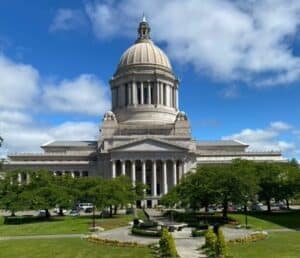 Washington state capitol building in summer